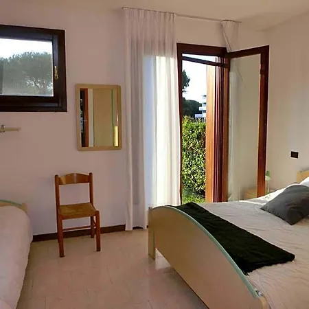 With Garden In With Pool